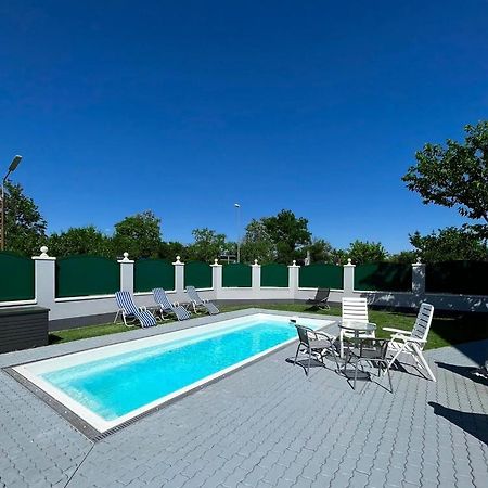 Traum Apartment Mit Pool+Balkon 维也纳 外观 照片